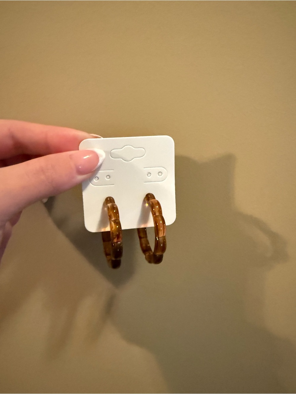 Tortoiseshell Resin Hoop Earrings - Brown